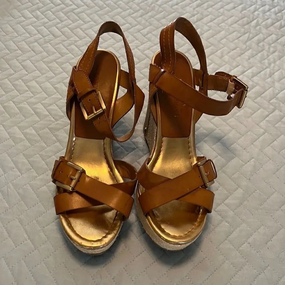 Audrey Brooke sandals. Size 8.5